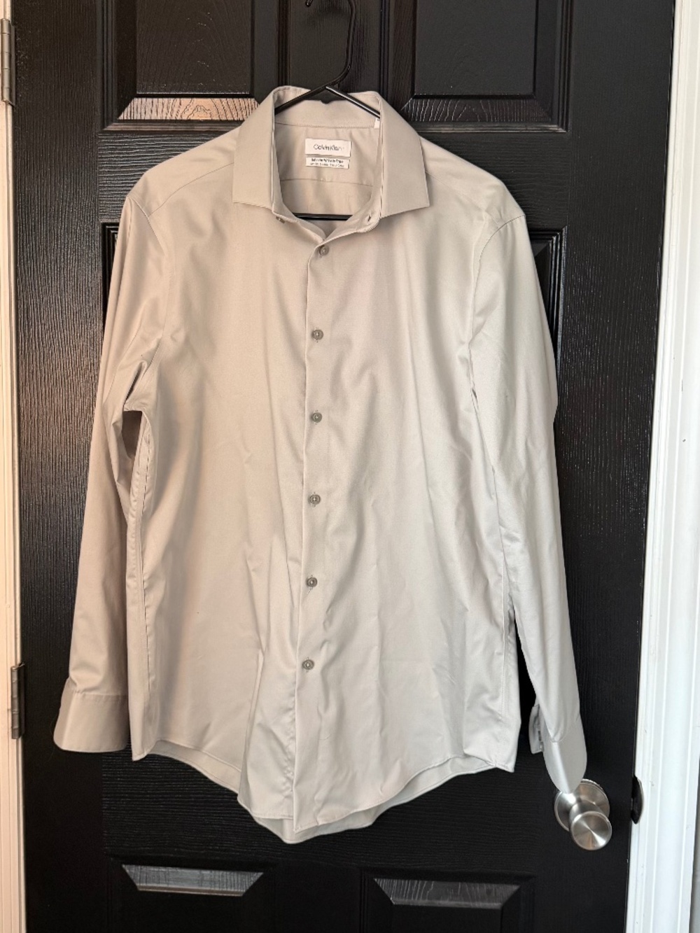 Calvin Klein Men's Infinite Wrinkle Free Slim Fit Dress Shirt Light Gray 16.5 32
